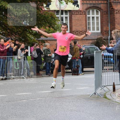 13.09.2026 - Kiel Lauf Markus Tischler http://msf.ph/oto/10366725 13.09.2026 12:13:41 Fleethörn 9855 meine-sportfotos.de