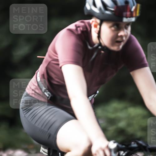 13.09.2026 - Stadtparktriathlon H.Heesch http://msf.ph/oto/10366744 13.09.2026 11:23:40 Radfahren 765, 804 meine-sportfotos.de