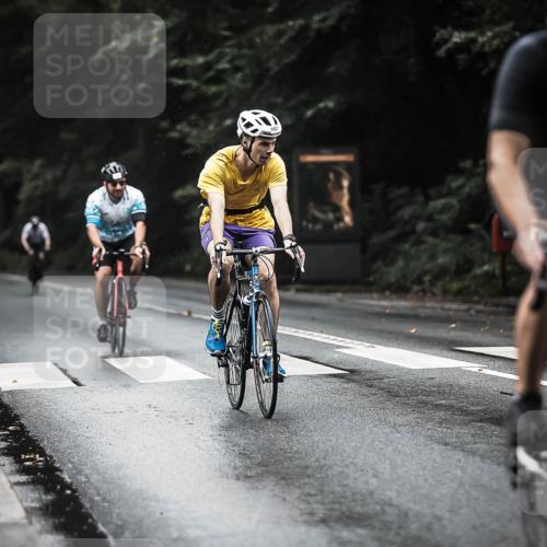 13.09.2026 - Stadtparktriathlon H.Heesch http://msf.ph/oto/10366763 13.09.2026 12:01:23 Radfahren 835, 861, 939, 966, 995, 1006, 1017, 1027, 1800 meine-sportfotos.de