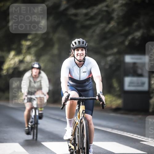 13.09.2026 - Stadtparktriathlon H.Heesch http://msf.ph/oto/10366771 13.09.2026 11:23:46 Radfahren 756, 774 meine-sportfotos.de