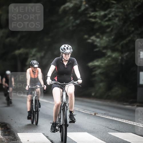 13.09.2026 - Stadtparktriathlon H.Heesch http://msf.ph/oto/10366784 13.09.2026 13:16:06 Radfahren 1258, 1366, 1418, 1428, 1452 meine-sportfotos.de