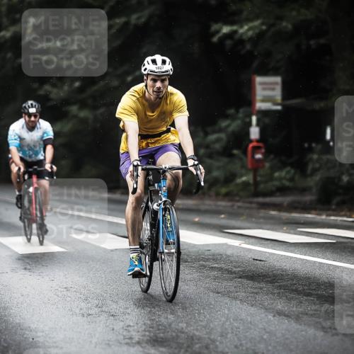 13.09.2026 - Stadtparktriathlon H.Heesch http://msf.ph/oto/10366785 13.09.2026 12:01:23 Radfahren 835, 861, 939, 966, 995, 1006, 1017, 1027, 1800 meine-sportfotos.de