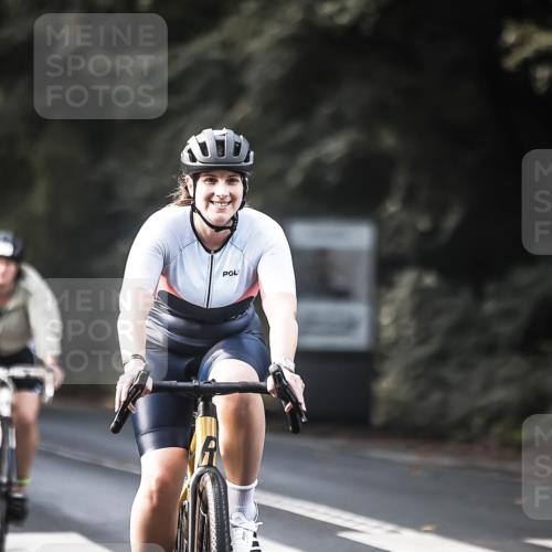 13.09.2026 - Stadtparktriathlon H.Heesch http://msf.ph/oto/10366792 13.09.2026 11:23:47 Radfahren 756, 774 meine-sportfotos.de