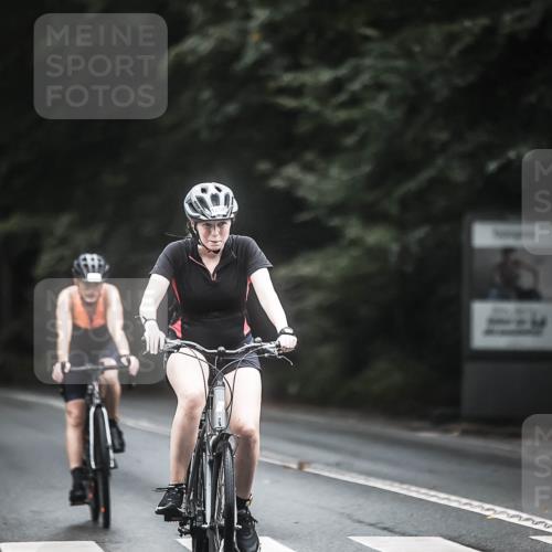 13.09.2026 - Stadtparktriathlon H.Heesch http://msf.ph/oto/10366805 13.09.2026 13:16:07 Radfahren 1258, 1366, 1418, 1428, 1452 meine-sportfotos.de