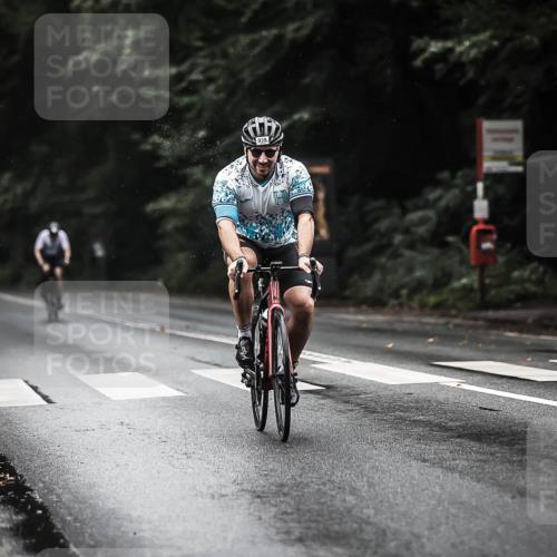 13.09.2026 - Stadtparktriathlon H.Heesch http://msf.ph/oto/10366810 13.09.2026 12:01:24 Radfahren 835, 861, 939, 966, 995, 1017, 1027, 1800 meine-sportfotos.de