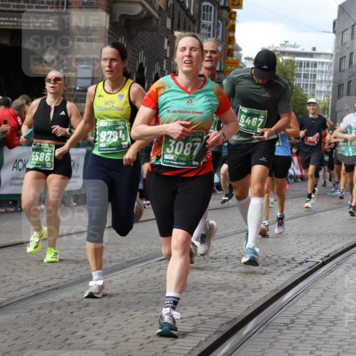 13.09.2026 - 21. swb-Marathon Bremen Strokosch-Dieckow http://msf.ph/oto/10366816 13.09.2026 13:35:43 Ziel 1150, 2003, 2041, 2090, 2318, 2356, 2625, 2866, 3055, 3311, 3621, 3916, 4062, 4635, 4985, 5016, 5661, 6315, 6320, 6418, 6837, 7285, 7305, 7377, 7703, 8300, 8401, 8530, 8773, 8915, 9526, 9527, 9845, 9887, 318, 532, 2565, 3056, 3454, 3485, 3857, 4016, 4048, 5026, 5071, 5157, 5276, 5381, 5584, 5586, 5816, 6159, 6724, 6874, 7036, 7235, 7385, 7691, 7804, 8145, 8335, 8705, 9243, 9912, 13121 meine-sportfotos.de
