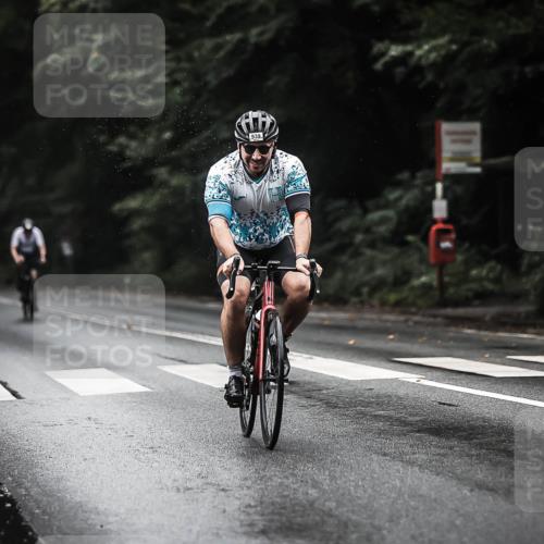 13.09.2026 - Stadtparktriathlon H.Heesch http://msf.ph/oto/10366820 13.09.2026 12:01:24 Radfahren 835, 861, 939, 966, 995, 1017, 1027, 1800 meine-sportfotos.de