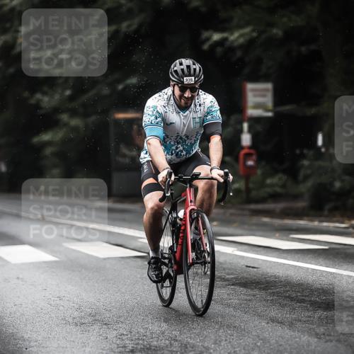 13.09.2026 - Stadtparktriathlon H.Heesch http://msf.ph/oto/10366838 13.09.2026 12:01:24 Radfahren 835, 861, 939, 966, 995, 1017, 1027, 1800 meine-sportfotos.de