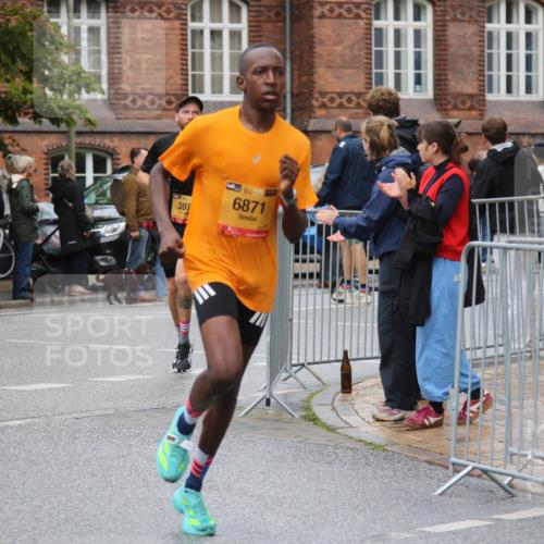13.09.2026 - Kiel Lauf Markus Tischler http://msf.ph/oto/10366840 13.09.2026 12:13:59 Fleethörn 000, 7870, 397, 38, 6871 meine-sportfotos.de
