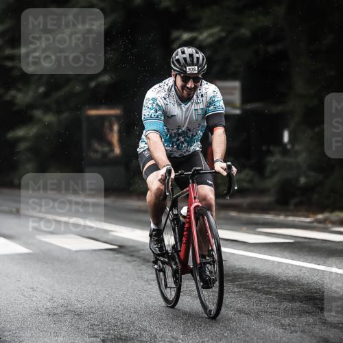 13.09.2026 - Stadtparktriathlon H.Heesch http://msf.ph/oto/10366843 13.09.2026 12:01:25 Radfahren 835, 861, 939, 966, 995, 1017, 1027, 1800 meine-sportfotos.de
