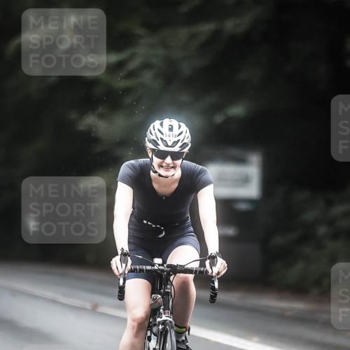 13.09.2026 - Stadtparktriathlon H.Heesch http://msf.ph/oto/10366857 13.09.2026 13:16:11 Radfahren 1258, 1366, 1418, 1428, 1437, 1446, 1457 meine-sportfotos.de