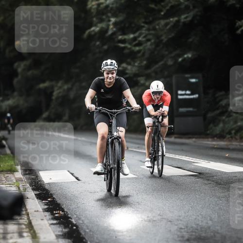 13.09.2026 - Stadtparktriathlon H.Heesch http://msf.ph/oto/10366859 13.09.2026 12:01:28 Radfahren 861, 939, 966, 995, 1017, 1027, 1800 meine-sportfotos.de
