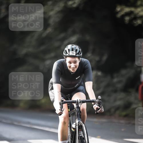 13.09.2026 - Stadtparktriathlon H.Heesch http://msf.ph/oto/10366882 13.09.2026 11:23:54 Radfahren 601, 677, 729, 744, 774 meine-sportfotos.de