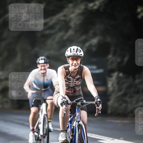 13.09.2026 - Stadtparktriathlon H.Heesch http://msf.ph/oto/10366903 13.09.2026 11:23:56 Radfahren 601, 677, 729, 744 meine-sportfotos.de