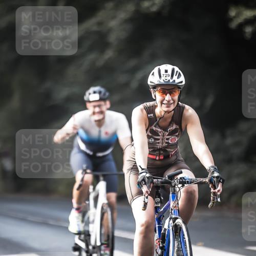 13.09.2026 - Stadtparktriathlon H.Heesch http://msf.ph/oto/10366917 13.09.2026 11:23:56 Radfahren 601, 677, 729, 744 meine-sportfotos.de