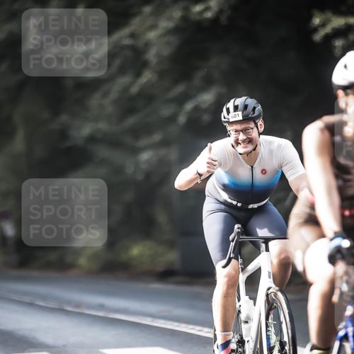 13.09.2026 - Stadtparktriathlon H.Heesch http://msf.ph/oto/10366926 13.09.2026 11:23:56 Radfahren 601, 677, 729, 744 meine-sportfotos.de