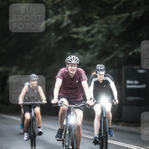 13.09.2026 - Stadtparktriathlon H.Heesch http://msf.ph/oto/10366931 13.09.2026 13:16:17 Radfahren 1097, 1263, 1264, 1351, 1383, 1418, 1437, 1446, 1457 meine-sportfotos.de