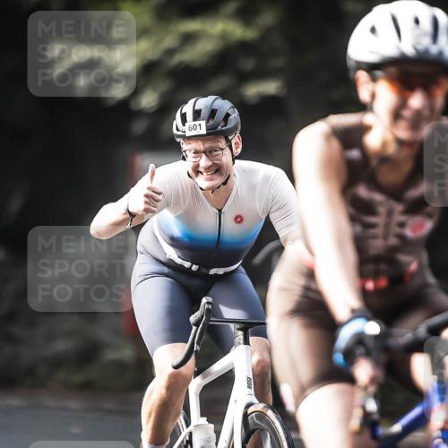 13.09.2026 - Stadtparktriathlon H.Heesch http://msf.ph/oto/10366943 13.09.2026 11:23:57 Radfahren 601, 677, 707, 729, 744 meine-sportfotos.de