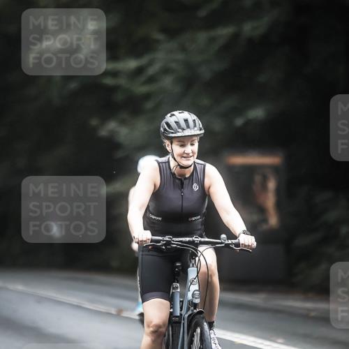 13.09.2026 - Stadtparktriathlon H.Heesch http://msf.ph/oto/10366983 13.09.2026 13:16:19 Radfahren 1097, 1263, 1264, 1351, 1383, 1437, 1446, 1457 meine-sportfotos.de