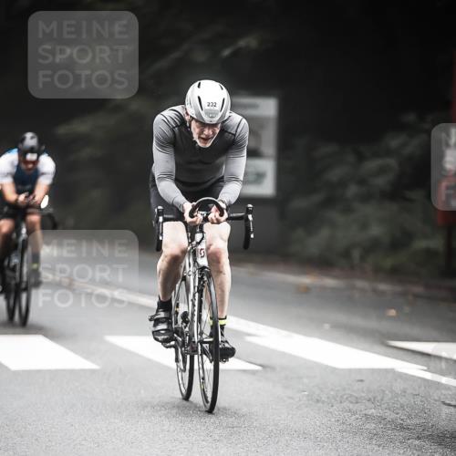 13.09.2026 - Stadtparktriathlon H.Heesch http://msf.ph/oto/10367001 13.09.2026 10:15:17 Radfahren 219, 232, 281, 340 meine-sportfotos.de