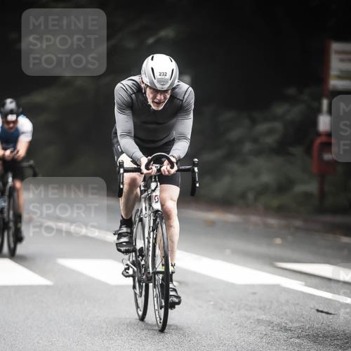 13.09.2026 - Stadtparktriathlon H.Heesch http://msf.ph/oto/10367005 13.09.2026 10:15:18 Radfahren 219, 232, 281, 340 meine-sportfotos.de