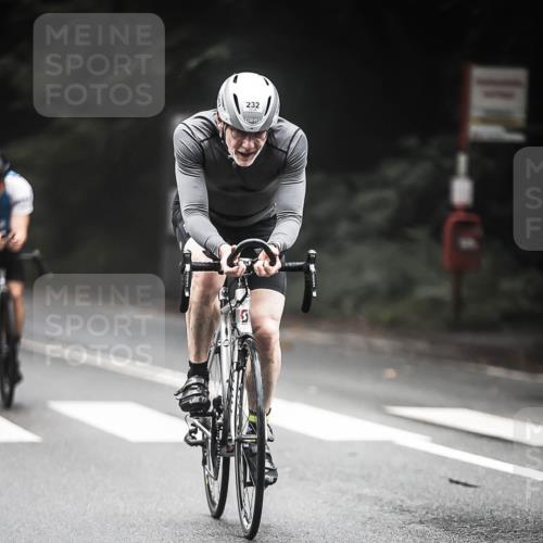 13.09.2026 - Stadtparktriathlon H.Heesch http://msf.ph/oto/10367015 13.09.2026 10:15:18 Radfahren 219, 232, 281, 340 meine-sportfotos.de