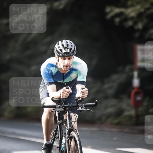 13.09.2026 - Stadtparktriathlon H.Heesch http://msf.ph/oto/10367046 13.09.2026 11:24:03 Radfahren 677, 707 meine-sportfotos.de