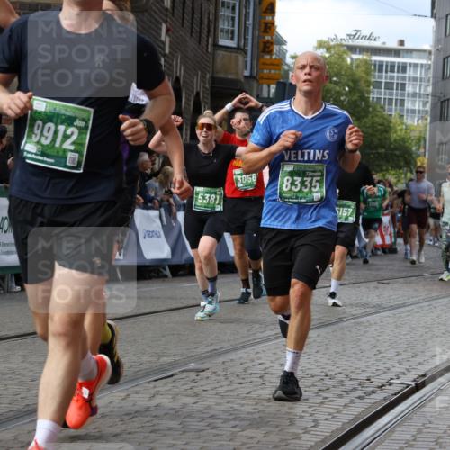 13.09.2026 - 21. swb-Marathon Bremen Strokosch-Dieckow http://msf.ph/oto/10367049 13.09.2026 13:35:48 Ziel 156, 1150, 2041, 2090, 2318, 2356, 2625, 2866, 3055, 3621, 4062, 4326, 5661, 6315, 6418, 6465, 6466, 6644, 6837, 7285, 7305, 7377, 7597, 7700, 8401, 8530, 8773, 8915, 9845, 9887, 1867, 2565, 3026, 3056, 3454, 4016, 5026, 5157, 5276, 5381, 5816, 6159, 6874, 7036, 7043, 7385, 7804, 8145, 8227, 8705, 9243, 13179 meine-sportfotos.de