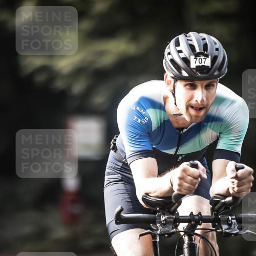 13.09.2026 - Stadtparktriathlon H.Heesch http://msf.ph/oto/10367076 13.09.2026 11:24:03 Radfahren 677, 707 meine-sportfotos.de