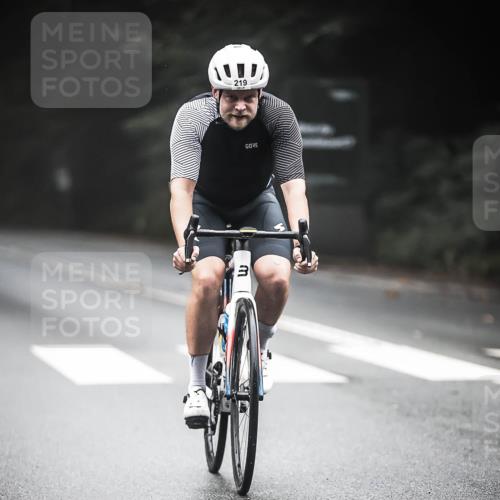 13.09.2026 - Stadtparktriathlon H.Heesch http://msf.ph/oto/10367080 13.09.2026 10:15:23 Radfahren 219, 232, 306, 340 meine-sportfotos.de