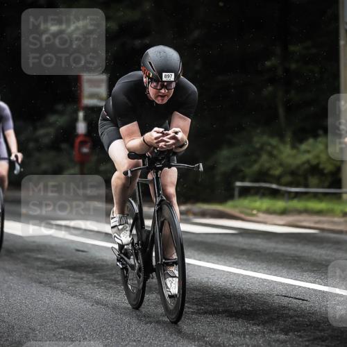 13.09.2026 - Stadtparktriathlon H.Heesch http://msf.ph/oto/10367093 13.09.2026 12:01:49 Radfahren 863, 867, 891, 897, 915, 938, 1039 meine-sportfotos.de