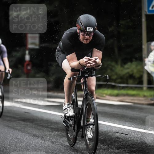 13.09.2026 - Stadtparktriathlon H.Heesch http://msf.ph/oto/10367102 13.09.2026 12:01:49 Radfahren 863, 867, 891, 897, 915, 938, 1039 meine-sportfotos.de