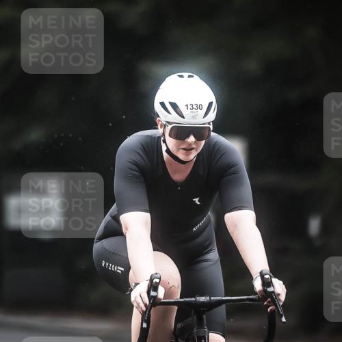 13.09.2026 - Stadtparktriathlon H.Heesch http://msf.ph/oto/10367104 13.09.2026 13:16:32 Radfahren 1249, 1292, 1303, 1330, 1447, 1476 meine-sportfotos.de