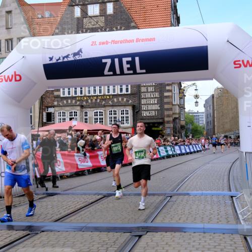 13.09.2026 - 21. swb-Marathon Bremen Tim E. http://msf.ph/oto/10367127 13.09.2026 13:04:35 Ziel 650, 3284, 3424, 4110, 4239, 6815, 7871, 9813 meine-sportfotos.de