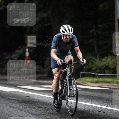 13.09.2026 - Stadtparktriathlon H.Heesch http://msf.ph/oto/10367156 13.09.2026 12:01:52 Radfahren 863, 867, 871, 897, 915, 938, 1063 meine-sportfotos.de