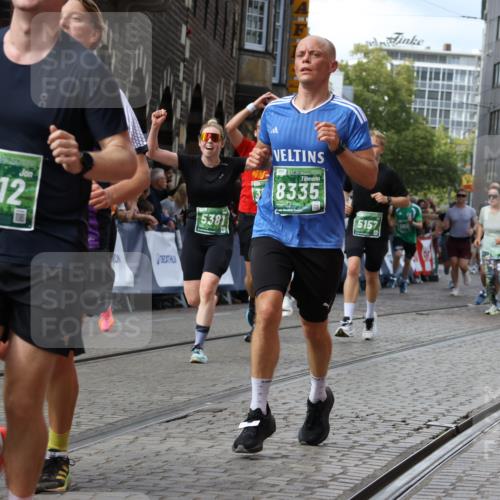 13.09.2026 - 21. swb-Marathon Bremen Strokosch-Dieckow http://msf.ph/oto/10367161 13.09.2026 13:35:48 Ziel 156, 1150, 2041, 2090, 2318, 2356, 2625, 2866, 3055, 3621, 4062, 4326, 5661, 6315, 6418, 6465, 6466, 6644, 6837, 7285, 7305, 7377, 7597, 7700, 8401, 8530, 8773, 8915, 9845, 9887, 1867, 2565, 3026, 3056, 3454, 4016, 5026, 5157, 5276, 5381, 5816, 6159, 6874, 7036, 7043, 7385, 7804, 8145, 8227, 8705, 9243, 13179 meine-sportfotos.de