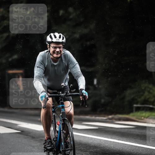 13.09.2026 - Stadtparktriathlon H.Heesch http://msf.ph/oto/10367167 13.09.2026 12:01:53 Radfahren 863, 867, 871, 897, 915, 938, 1062, 1063 meine-sportfotos.de