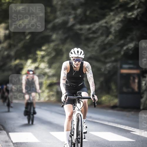 13.09.2026 - Stadtparktriathlon H.Heesch http://msf.ph/oto/10367178 13.09.2026 11:24:25 Radfahren 467, 655, 676, 690, 712 meine-sportfotos.de