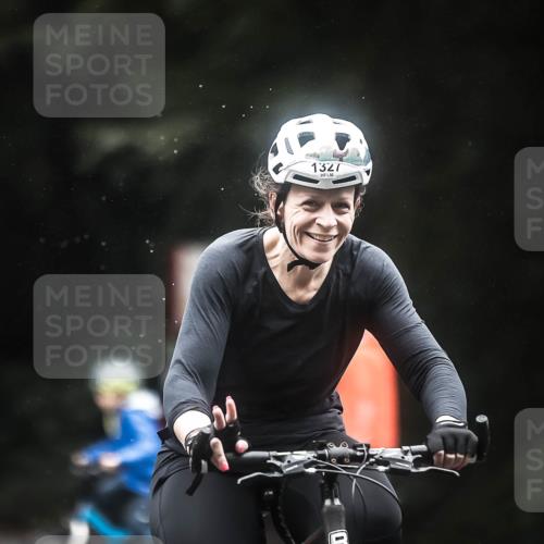 13.09.2026 - Stadtparktriathlon H.Heesch http://msf.ph/oto/10367186 13.09.2026 13:16:41 Radfahren 1249, 1327, 1412 meine-sportfotos.de