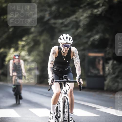 13.09.2026 - Stadtparktriathlon H.Heesch http://msf.ph/oto/10367190 13.09.2026 11:24:25 Radfahren 467, 655, 676, 690, 712 meine-sportfotos.de