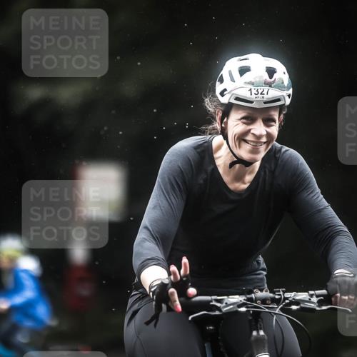 13.09.2026 - Stadtparktriathlon H.Heesch http://msf.ph/oto/10367197 13.09.2026 13:16:41 Radfahren 1249, 1327, 1412 meine-sportfotos.de