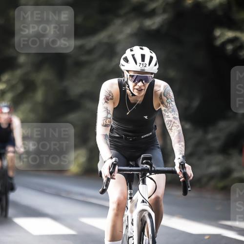 13.09.2026 - Stadtparktriathlon H.Heesch http://msf.ph/oto/10367203 13.09.2026 11:24:25 Radfahren 467, 655, 676, 690, 712 meine-sportfotos.de
