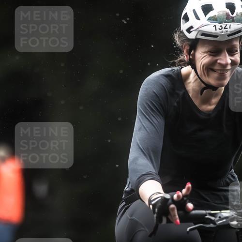 13.09.2026 - Stadtparktriathlon H.Heesch http://msf.ph/oto/10367217 13.09.2026 13:16:41 Radfahren 1249, 1327, 1412 meine-sportfotos.de