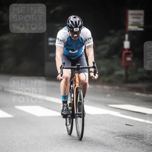 13.09.2026 - Stadtparktriathlon H.Heesch http://msf.ph/oto/10367219 13.09.2026 10:15:35 Radfahren 218, 293, 329, 341, 409 meine-sportfotos.de