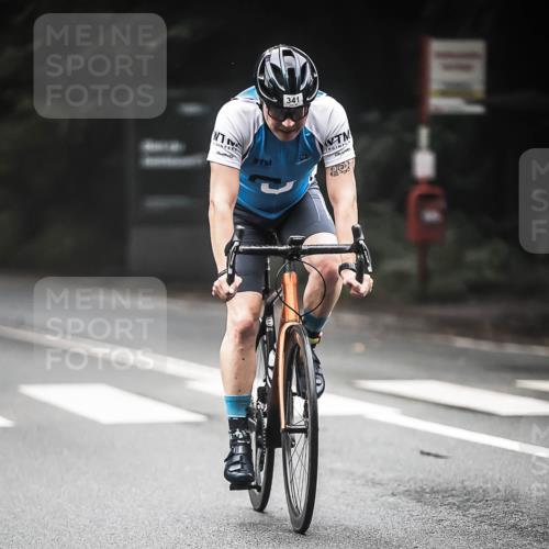 13.09.2026 - Stadtparktriathlon H.Heesch http://msf.ph/oto/10367227 13.09.2026 10:15:35 Radfahren 218, 293, 329, 341, 409 meine-sportfotos.de