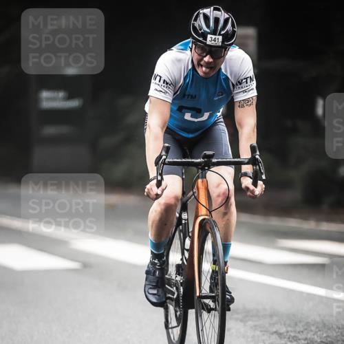 13.09.2026 - Stadtparktriathlon H.Heesch http://msf.ph/oto/10367244 13.09.2026 10:15:35 Radfahren 218, 293, 329, 341, 409 meine-sportfotos.de