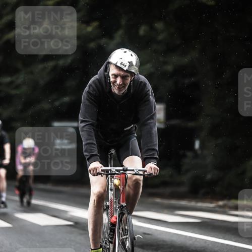 13.09.2026 - Stadtparktriathlon H.Heesch http://msf.ph/oto/10367295 13.09.2026 12:02:01 Radfahren 773, 844, 871, 882, 892, 935, 985, 1033, 1062, 1063 meine-sportfotos.de