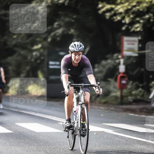 13.09.2026 - Stadtparktriathlon H.Heesch http://msf.ph/oto/10367319 13.09.2026 11:24:35 Radfahren 467, 649, 739, 762, 779, 795, 1799 meine-sportfotos.de