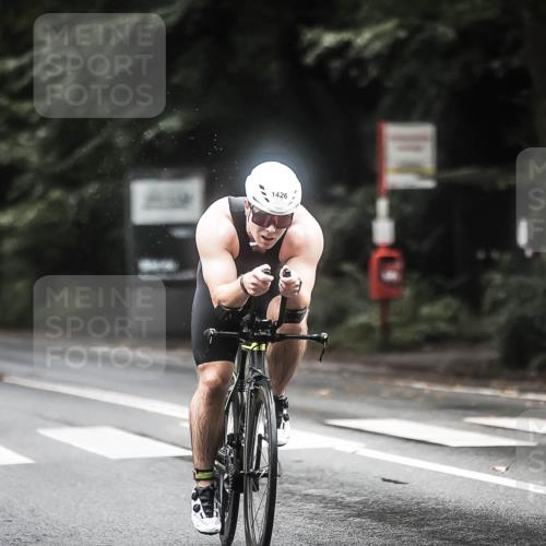 13.09.2026 - Stadtparktriathlon H.Heesch http://msf.ph/oto/10367321 13.09.2026 13:17:07 Radfahren 1426 meine-sportfotos.de