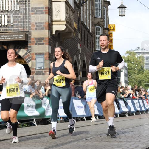 13.09.2026 - 21. swb-Marathon Bremen Strokosch-Dieckow http://msf.ph/oto/10367344 13.09.2026 11:00:17 Ziel 10175, 10236, 10691, 10758, 10867, 11054, 11056, 11071, 11089, 11158, 11159, 11160, 11250, 11259, 11427, 11445, 11453, 11524, 11525, 11528, 11637, 11803, 11879, 11904, 11907, 12123, 12238, 12239, 12242, 12243, 12274, 12388, 12480, 10144, 10369, 10677, 10801, 11045, 11126, 11129, 11769, 12018, 12105, 12106, 12291, 12394, 12530, 12531 meine-sportfotos.de